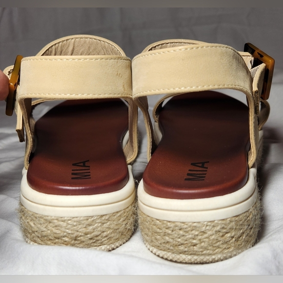 Mia Kiera Platform Espadrille Sandal Size 7.5 Ecru/tan - Picture 3 of 5